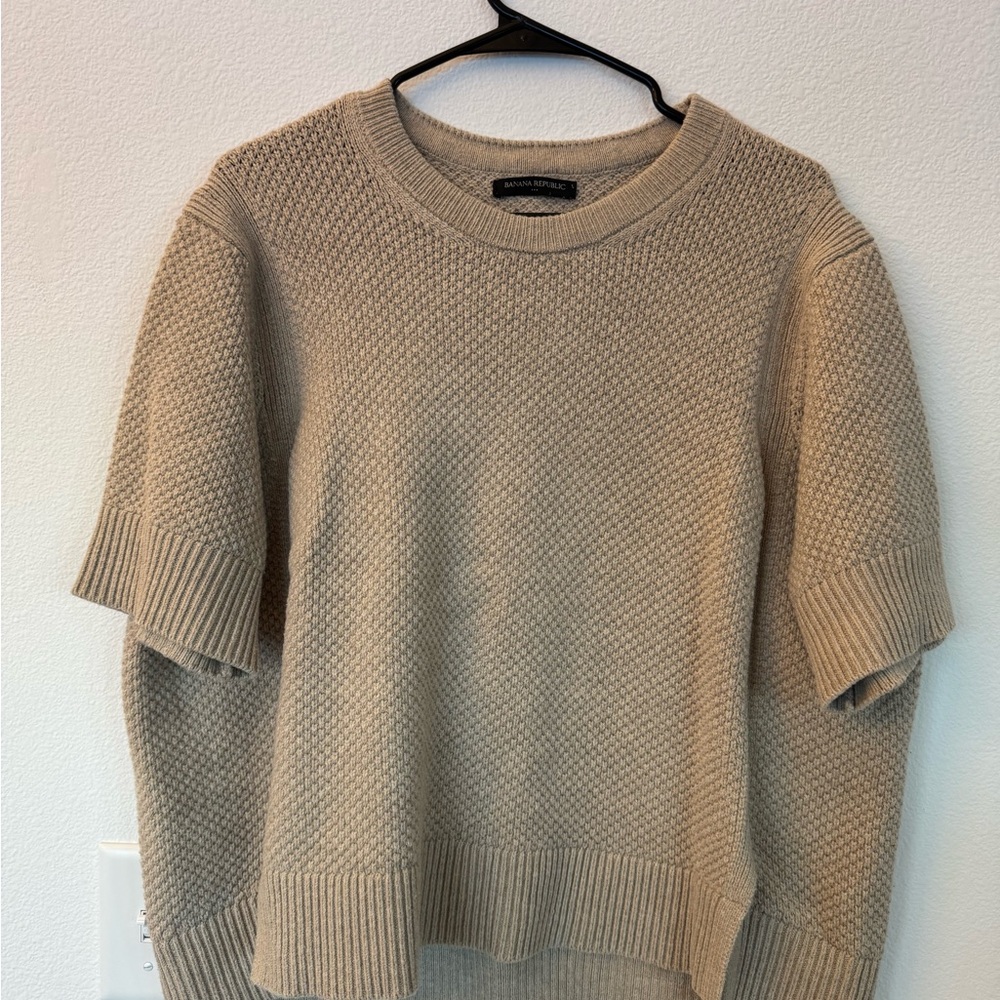 Banana Republic Cream Knit Short Sleeve Sweater